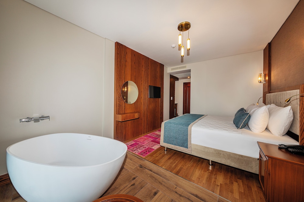 Junior Suite, Sea View photo 2