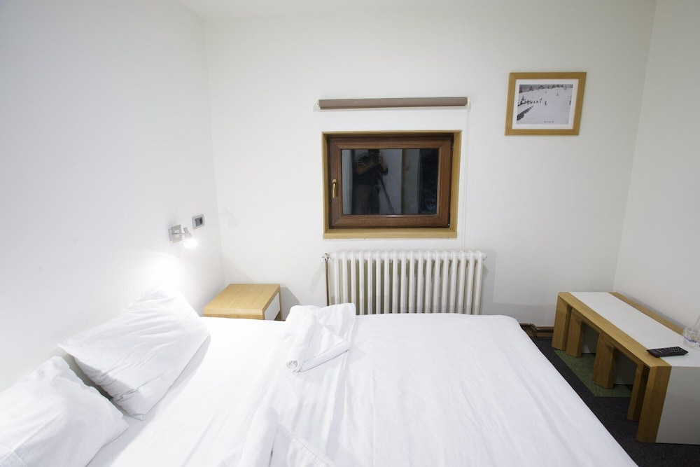 Standard Triple Room photo 3