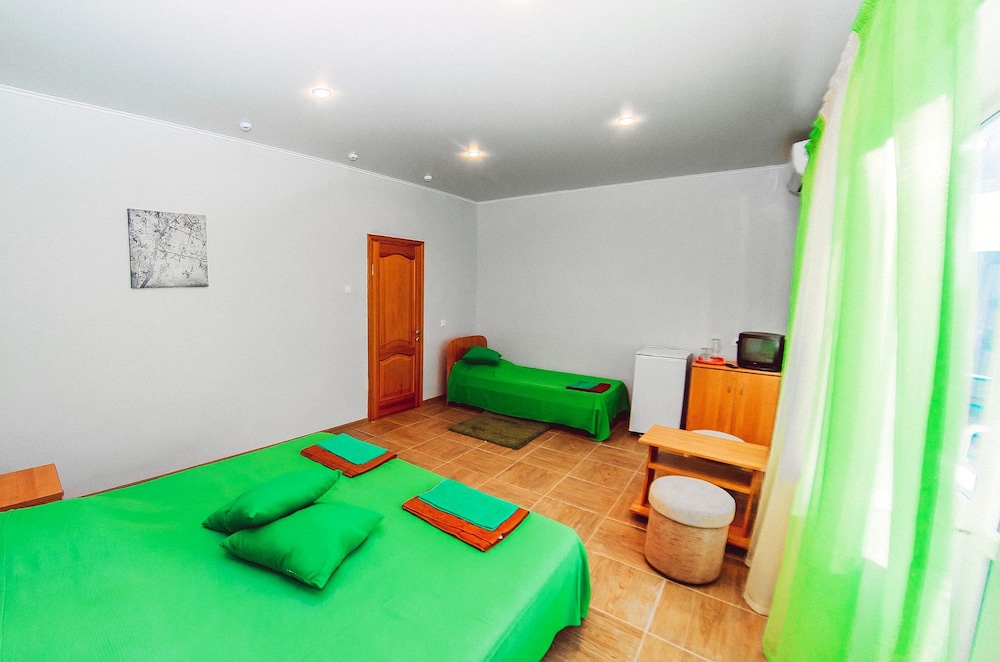 Standard Triple Room photo 3