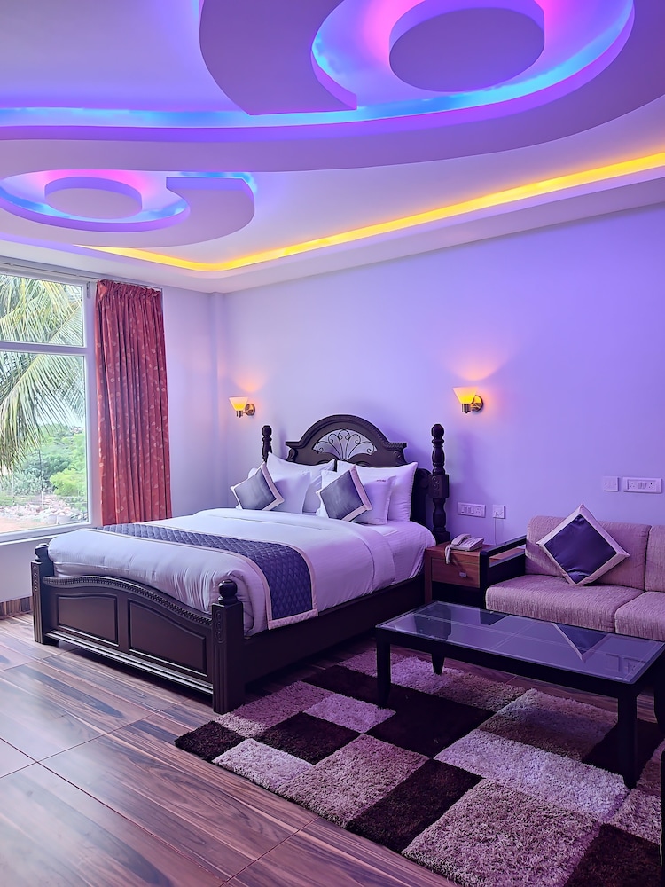 Deluxe Double Room, Garden View