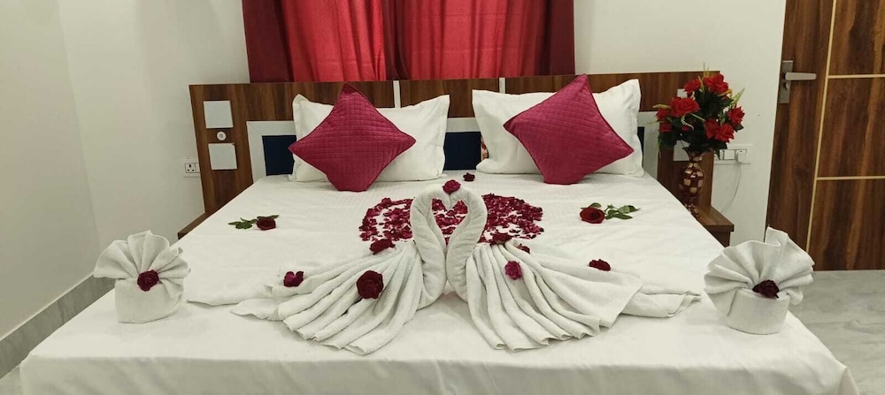 Deluxe Double Room, City View