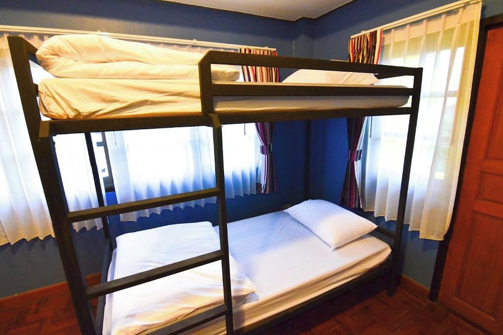Quadruple Room, Shared Bathroom