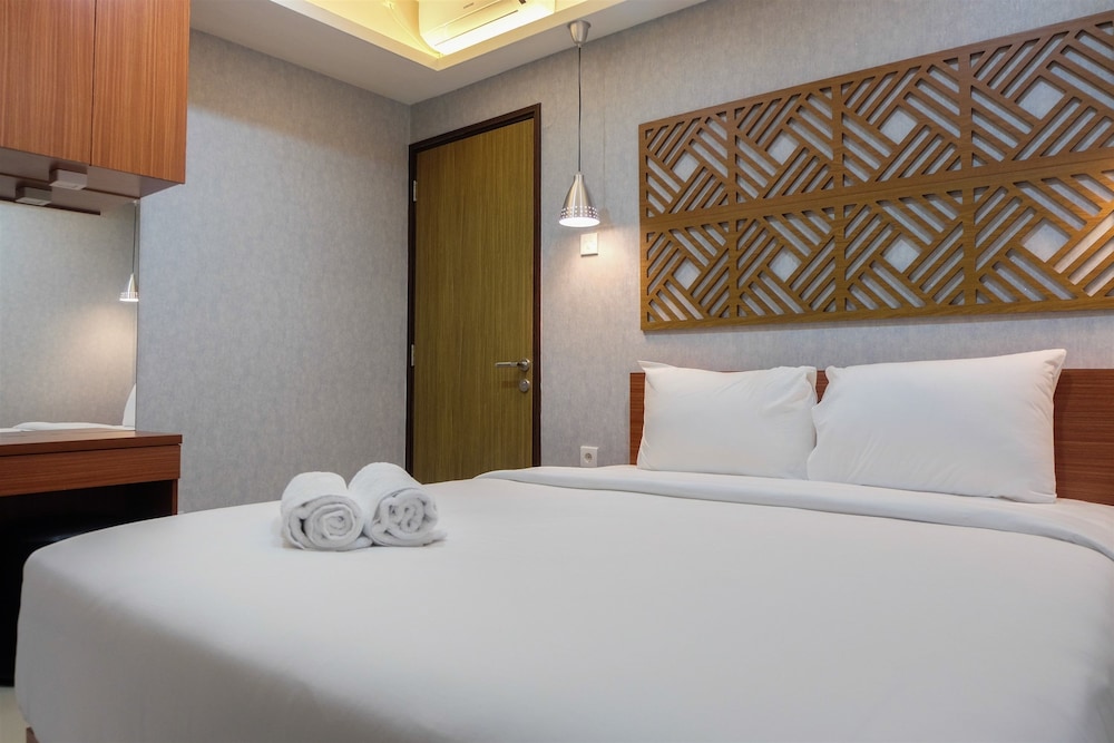 Room - Photo 26