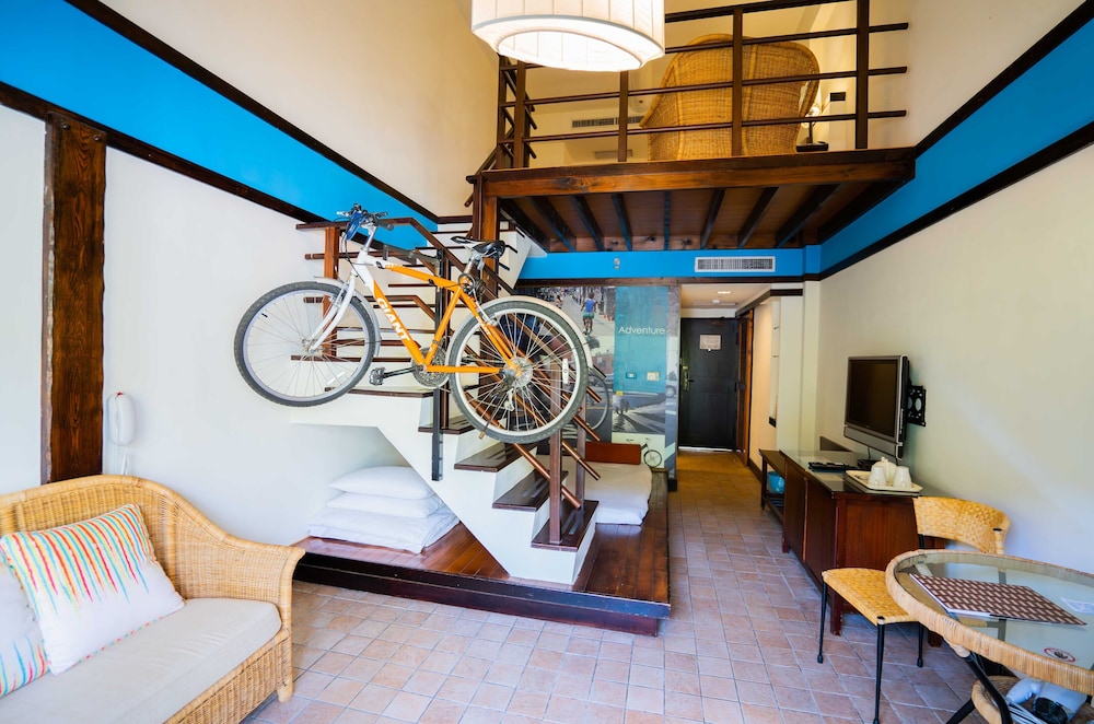 Bike Quadruple Room, Mezzanine