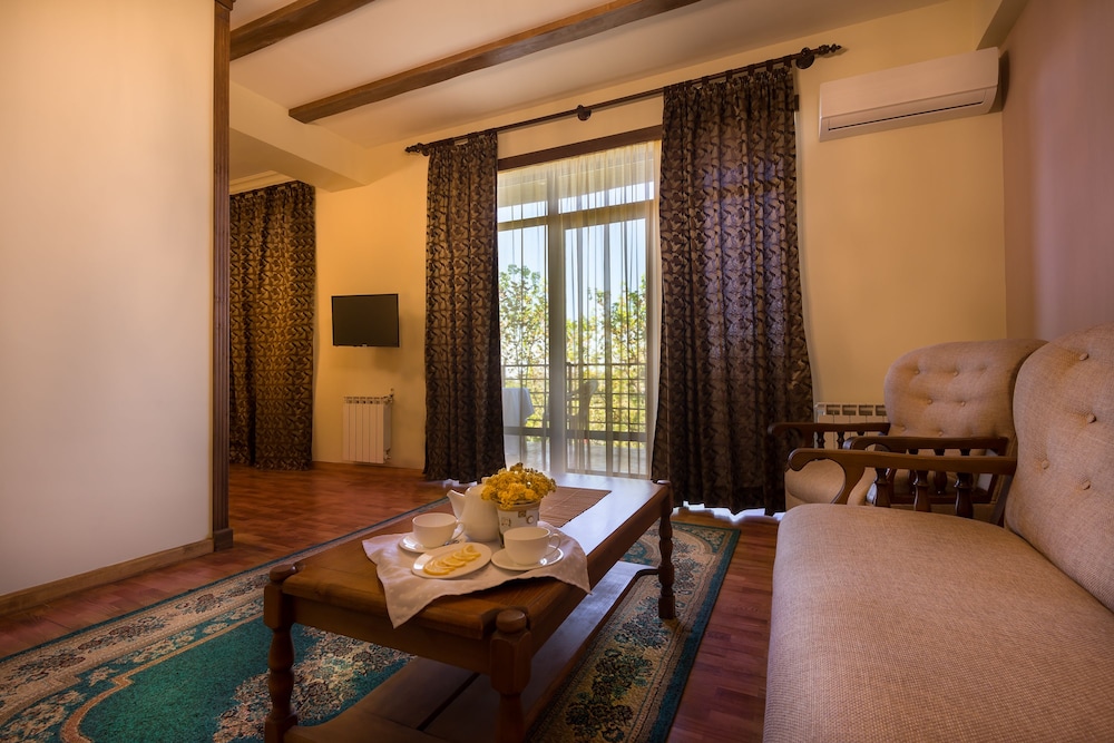 Panoramic Suite, 1 Bedroom photo 2