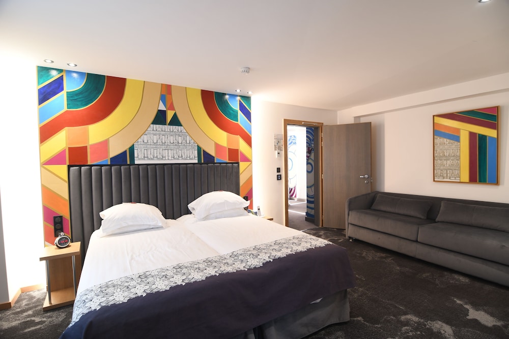 Deluxe room for 2 (Extra Bed with Extra Fee) photo 3