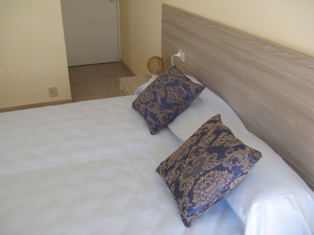 Double Room, Private Bathroom (con balcone) photo 3