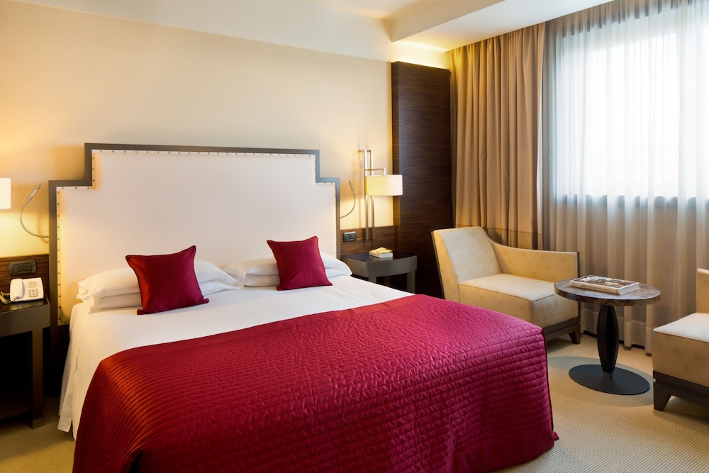 Standard Double Room - Photo 2