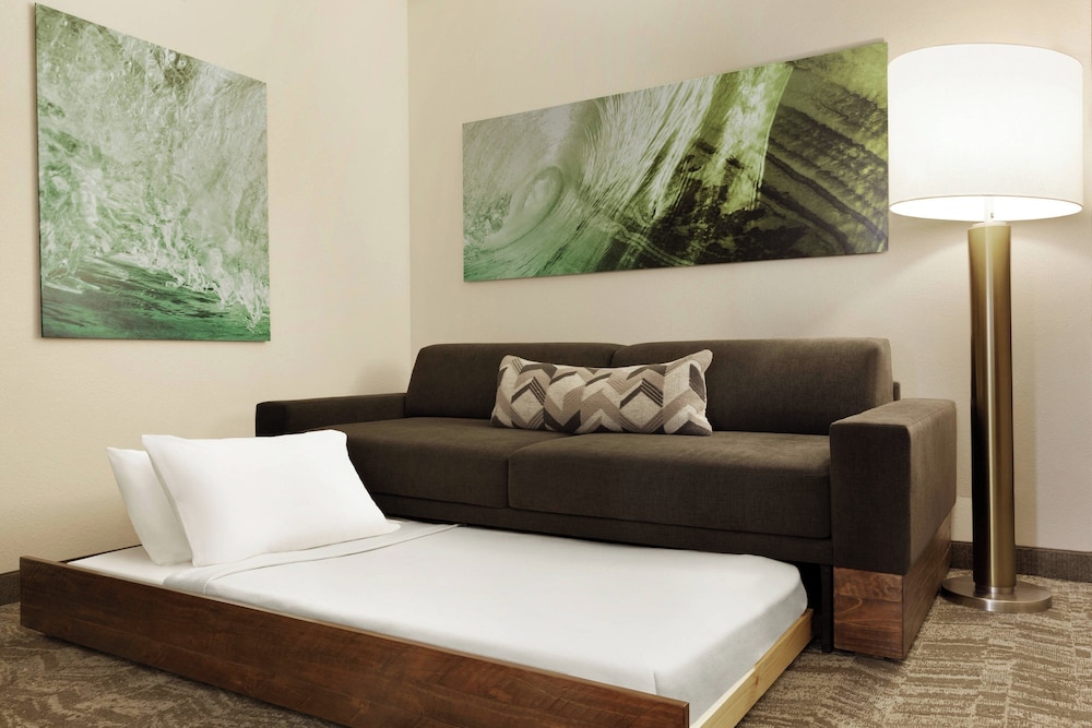 Studio, 2 Queen Beds photo 2