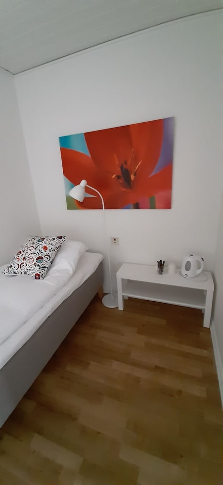 Twin Room (Accessible)