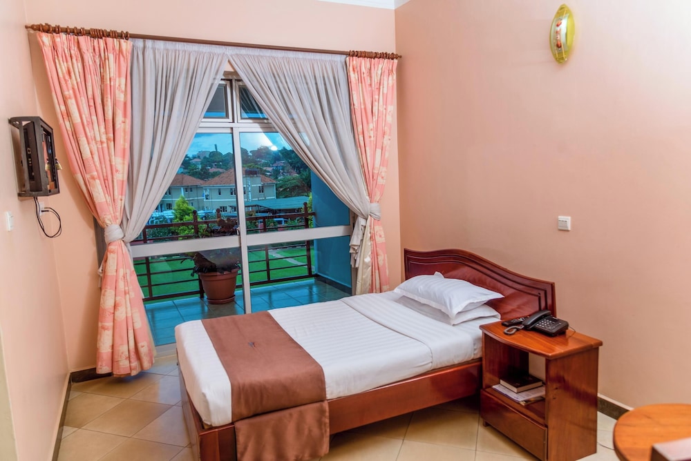 Single Room, Balcony