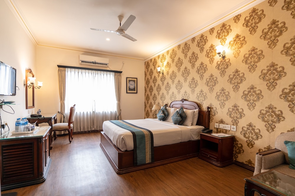 Heritage Room - Photo 7