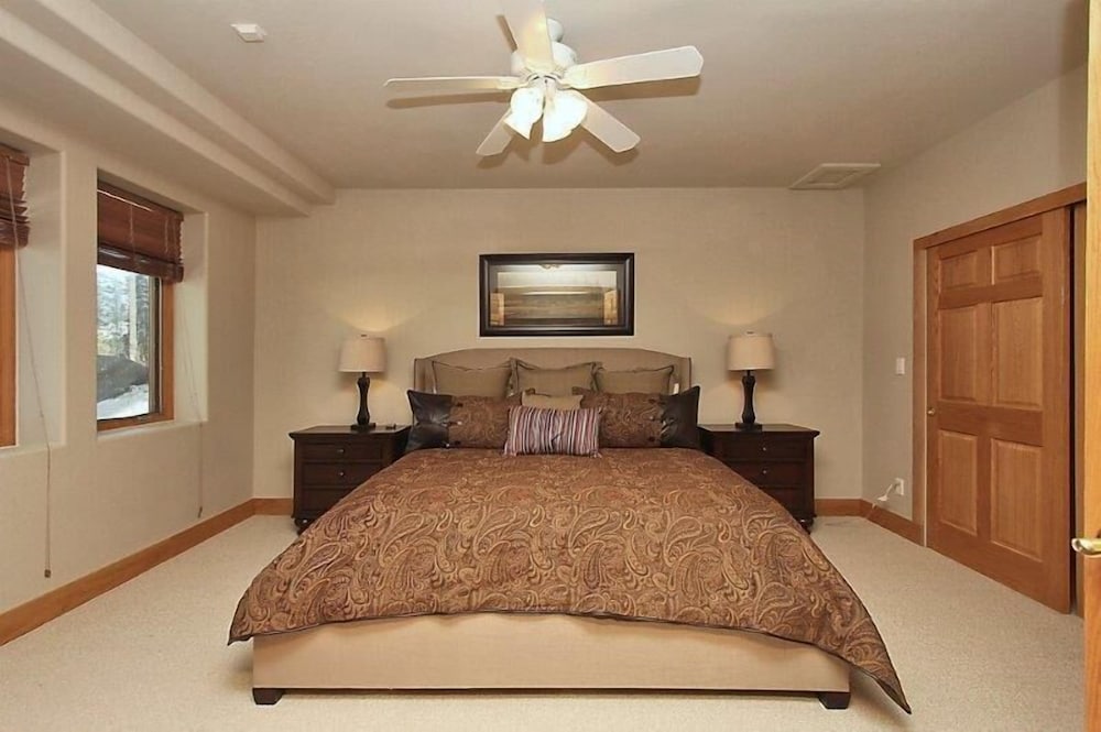 Luxury House, 5 Bedrooms photo 3