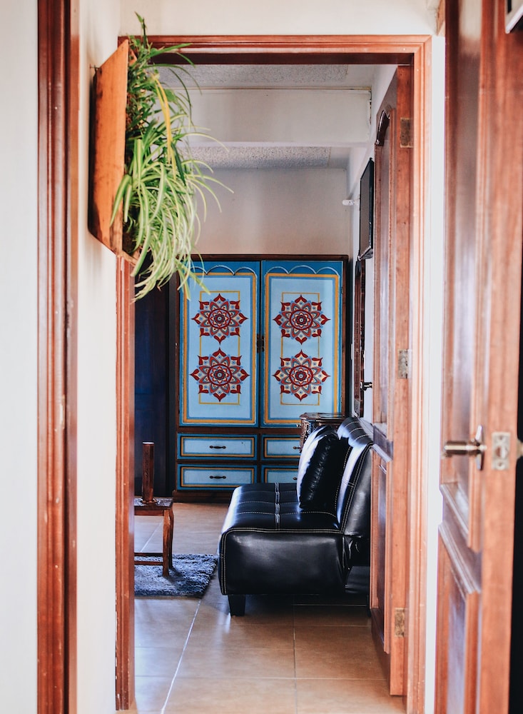 Design Room, Private Bathroom, City View
