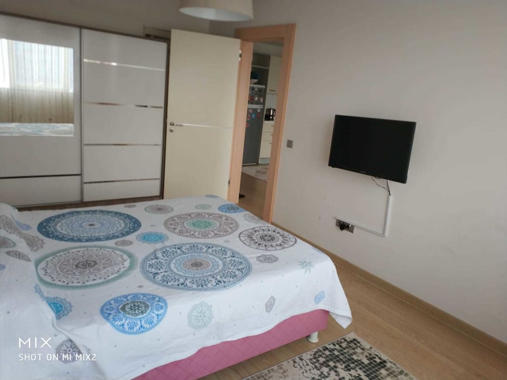 Luxury Apartment, 1 Bedroom, Smoking photo 2