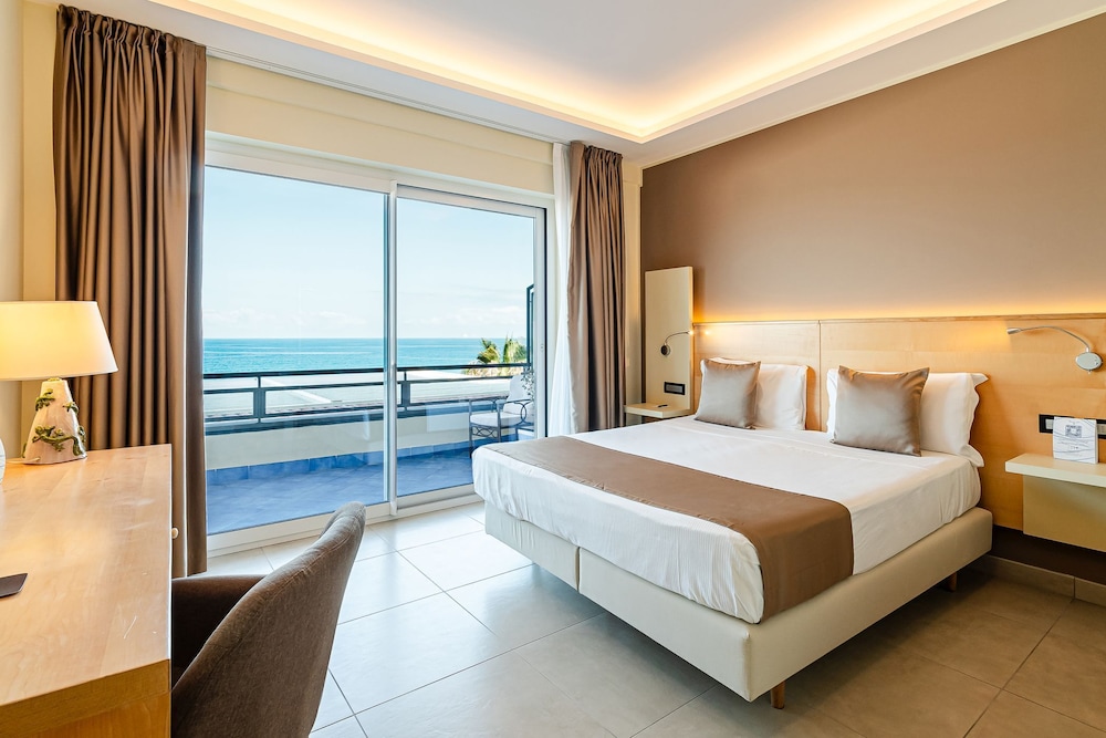 Deluxe Double Room, Sea View