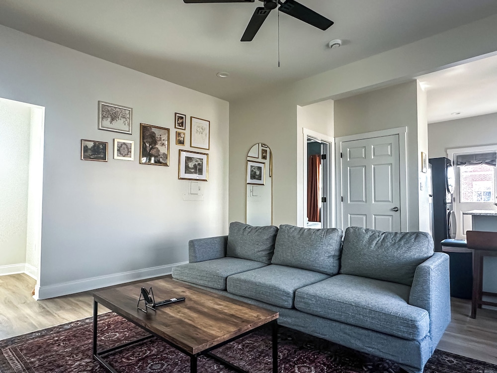 Apartment photo 1