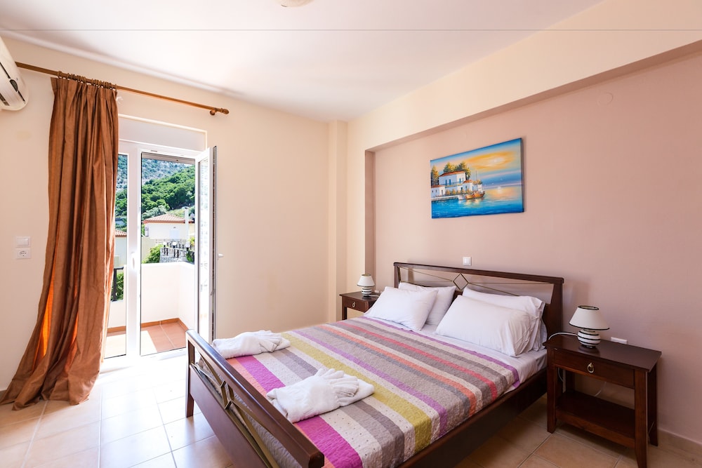 Villa, 3 Bedrooms, Private Pool (Kostis) photo 1