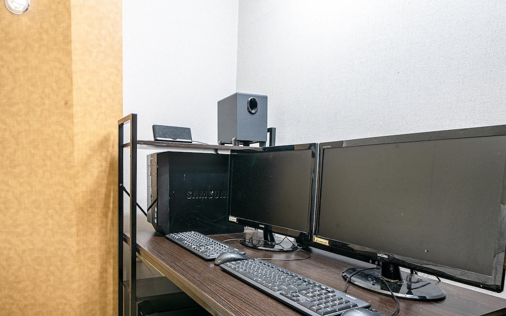 Room (Couple pc) - Photo 4