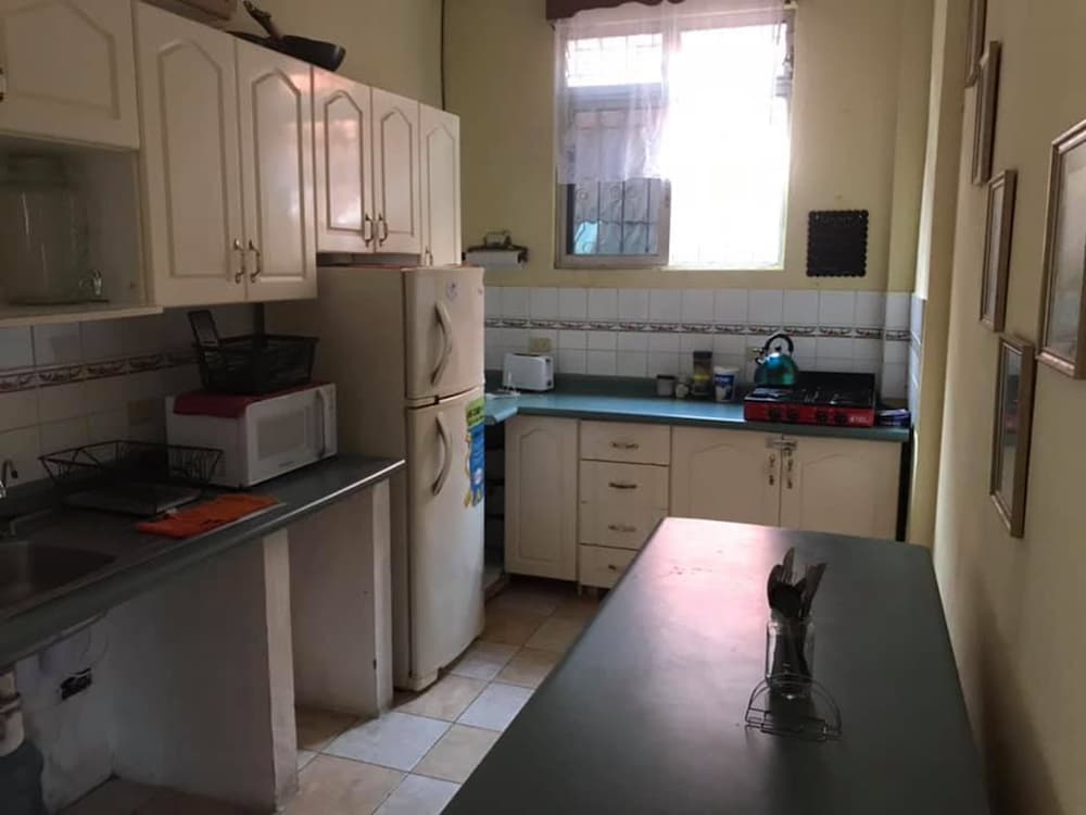 Shared Dormitory, Mixed Dorm, Shared Bathroom (Air conditioning - 6 Beds) photo 2