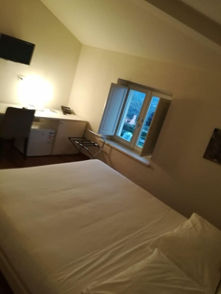 Economy Room photo 3