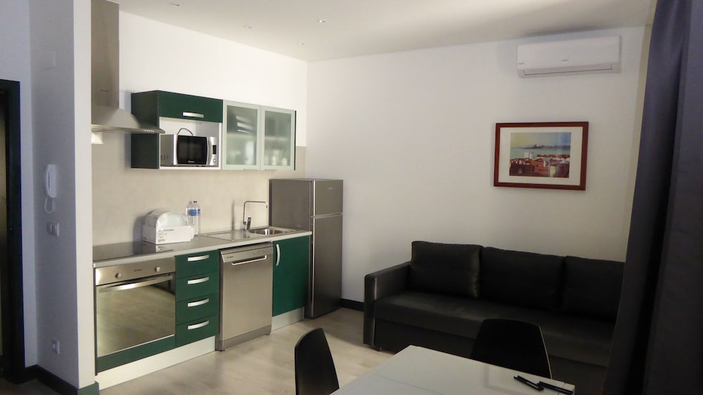 Deluxe Apartment, 1 Bedroom, Patio photo 1