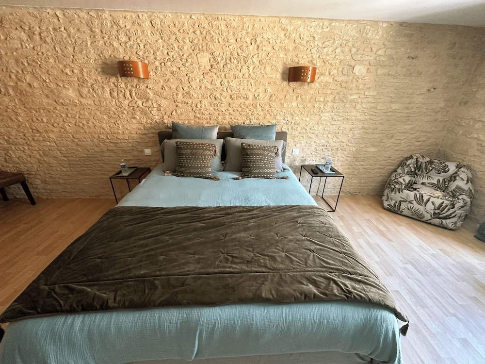 Comfort Room photo 3