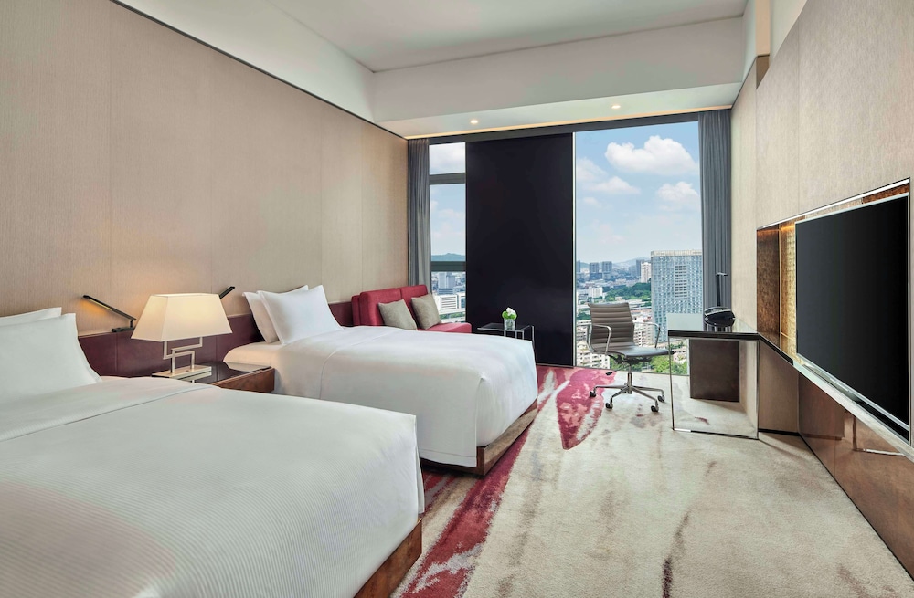 Room (Twin hilton guestroom) - Photo 1