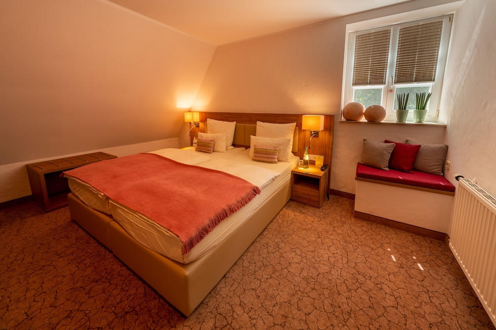 Suite, 1 Bedroom photo 2