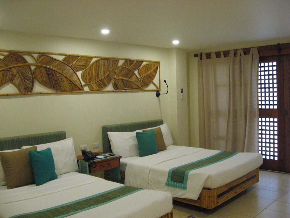 Deluxe Room - Photo 7