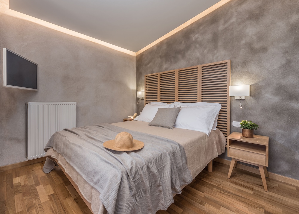 Superior Room (up to 2 adults) photo 1