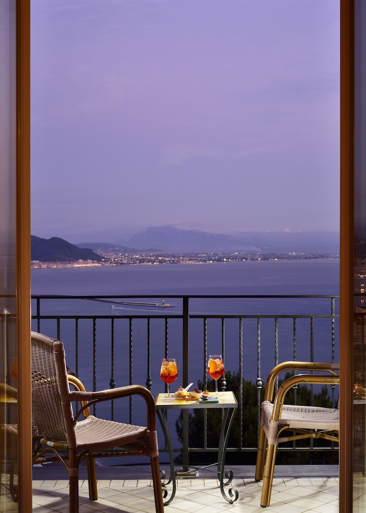 Superior Double Room, Sea View - Photo 5