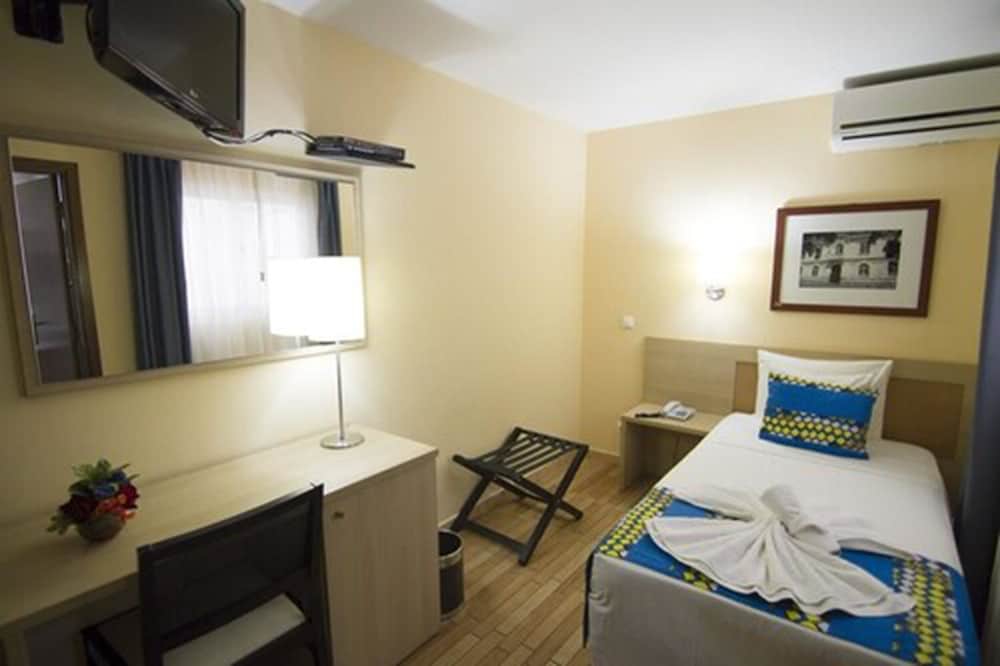 Single Room photo 2