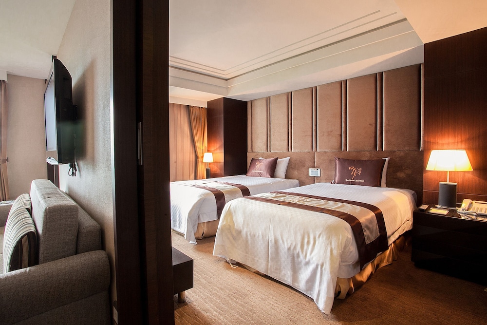 Deluxe Quadruple Room photo 2