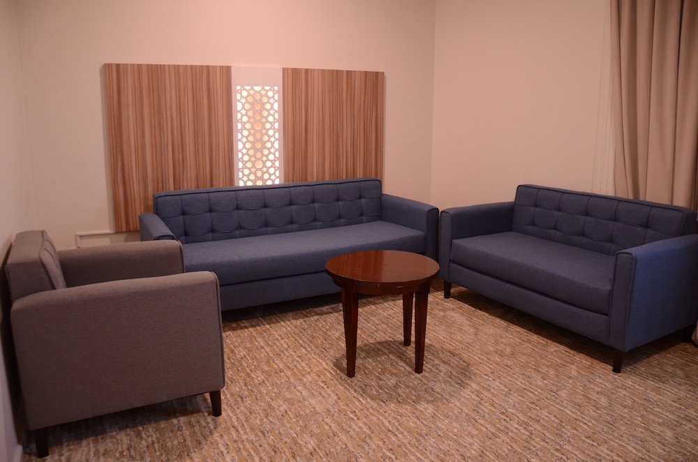 Basic Quadruple Room - Photo 5