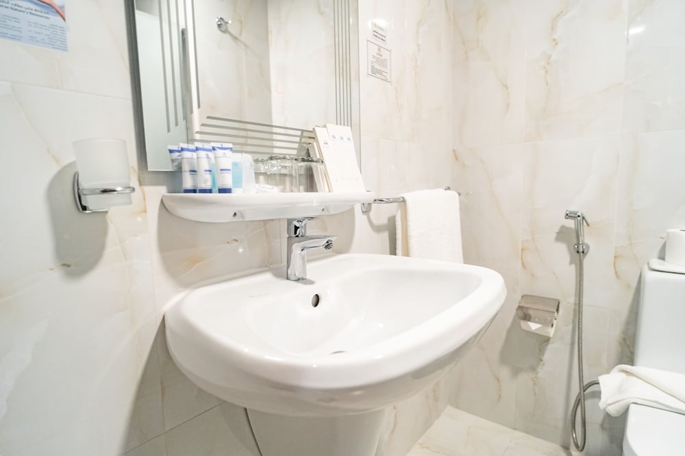 Standard Double or Twin Room photo 2