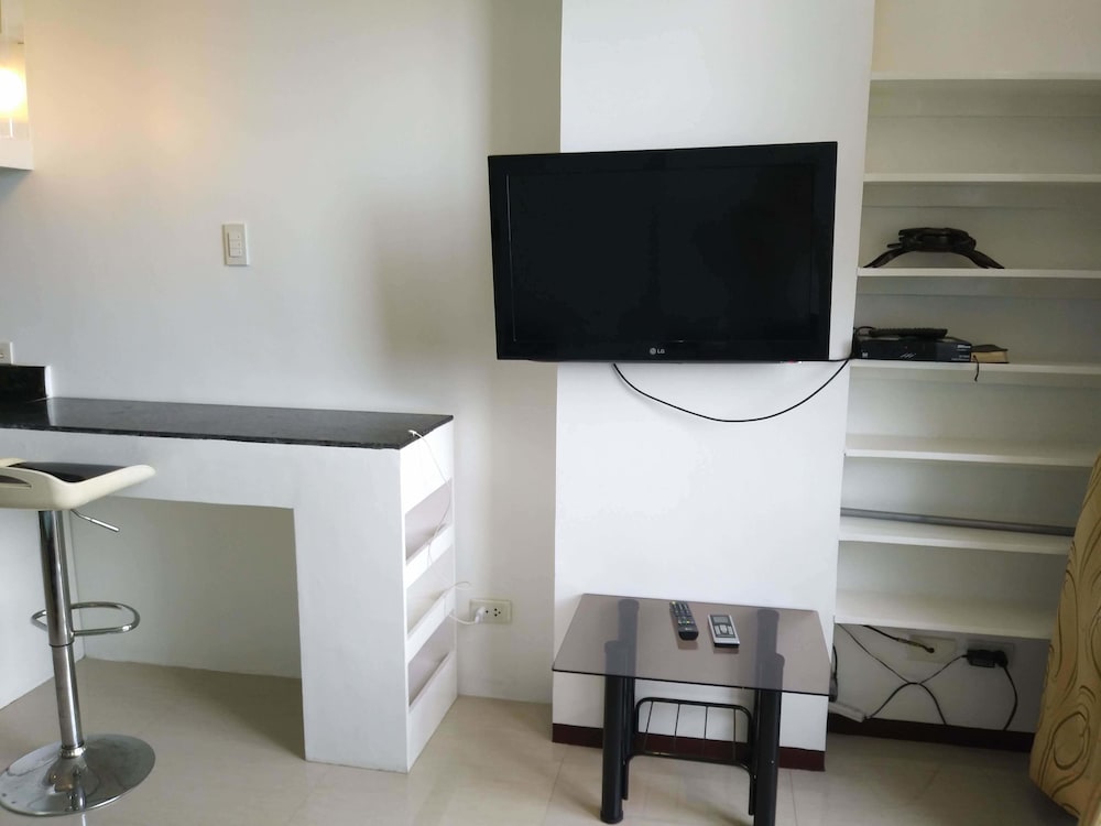 Signature Loft, 1 Bedroom, City View photo 3