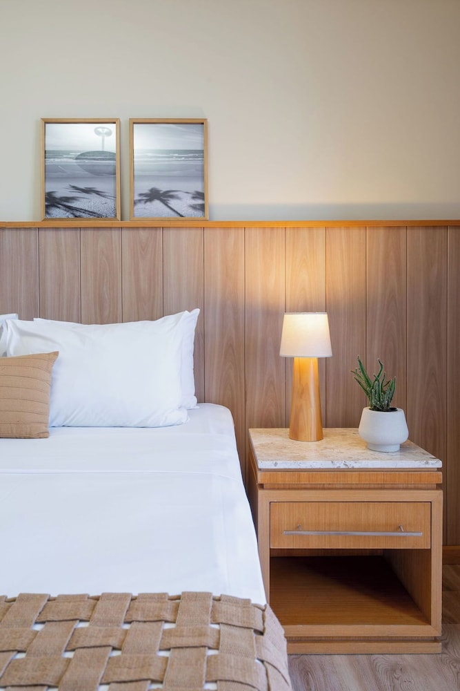 Suite, Sea Facing (Single)