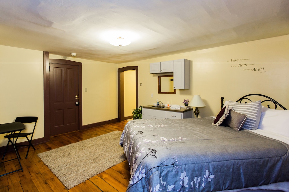 Deluxe Room, Private Bathroom photo 1