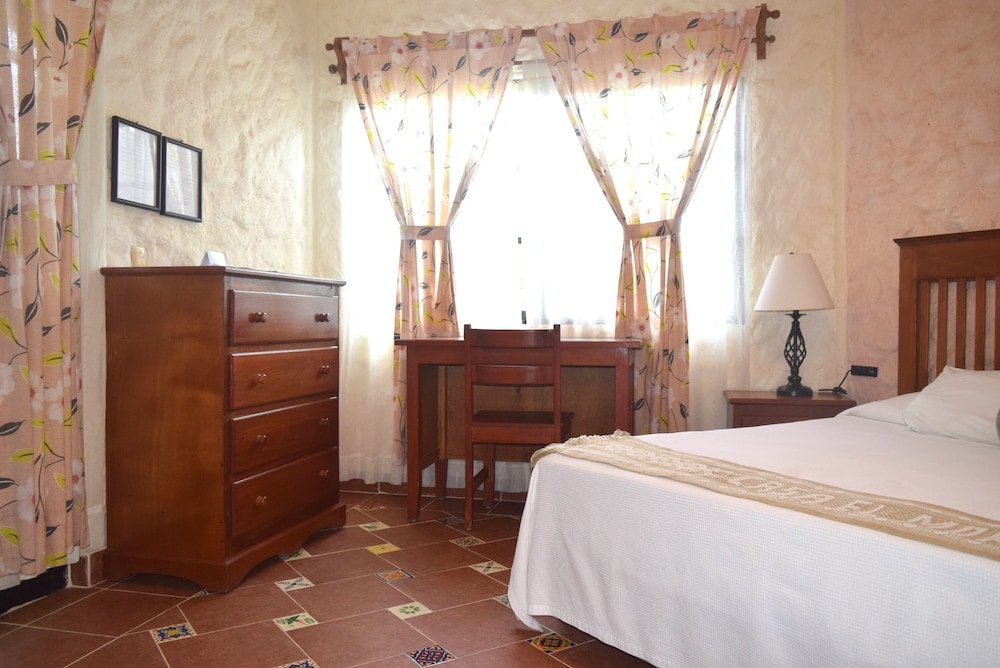 Junior Studio Suite