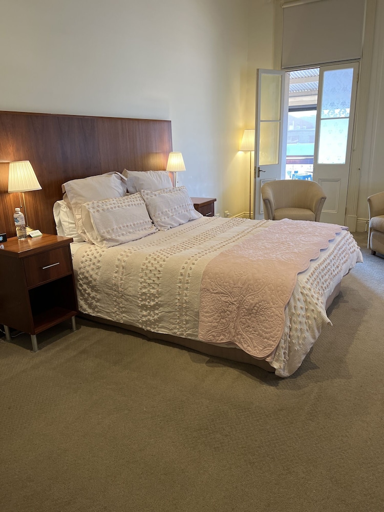 Deluxe Suite photo 1