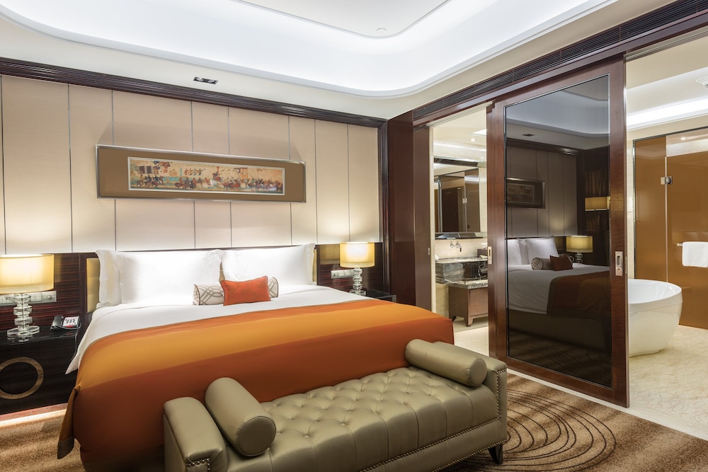 Standard Room, Club Lounge Access, River View (River View)