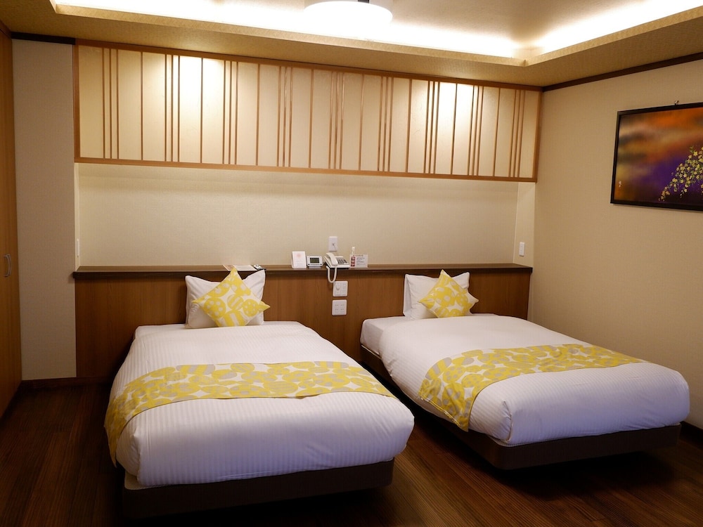 Family Room with Tatami Area photo 3