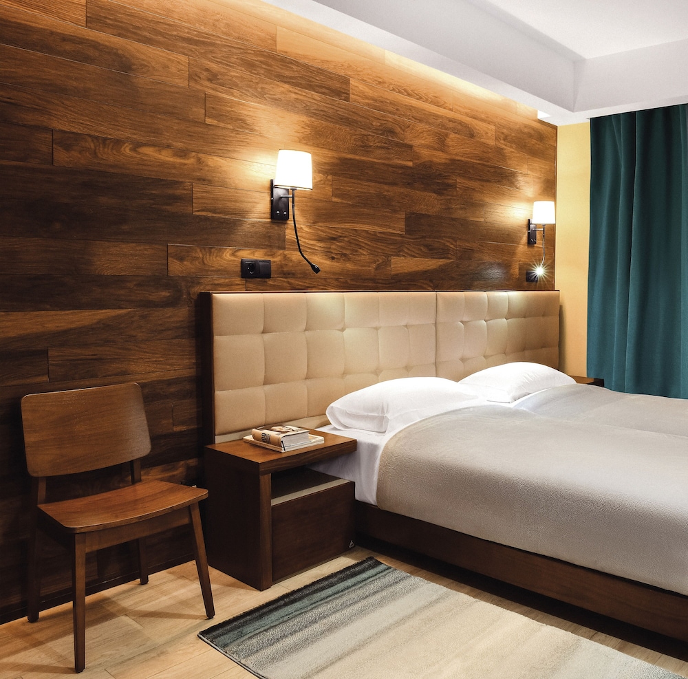 Superior Suite - Photo 1