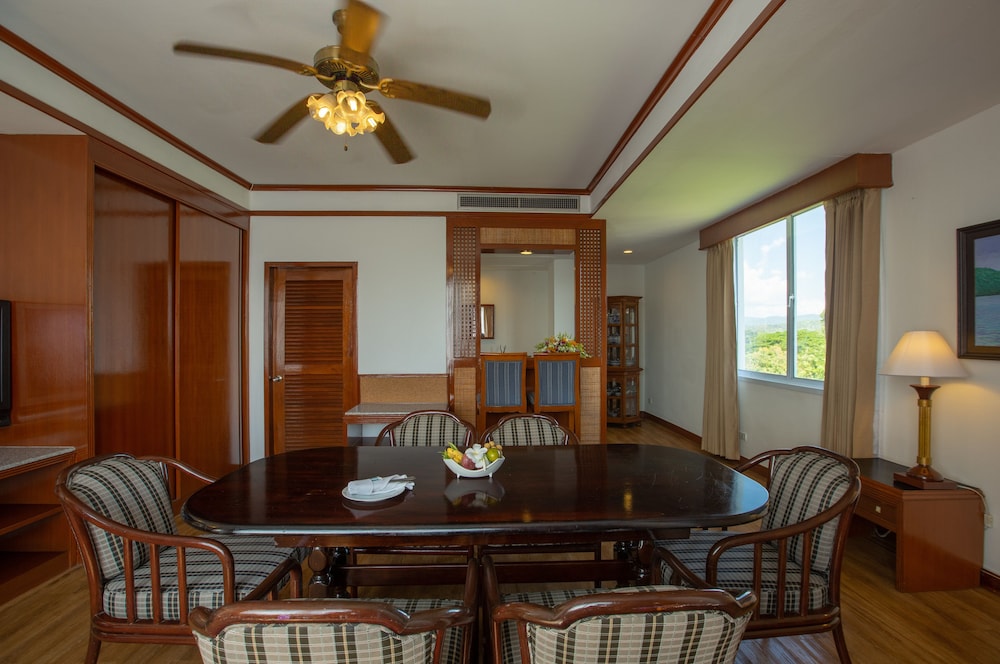 Executive Suite photo 1
