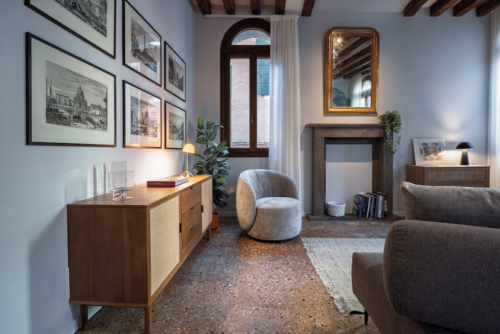 Luxury Apartment photo 1