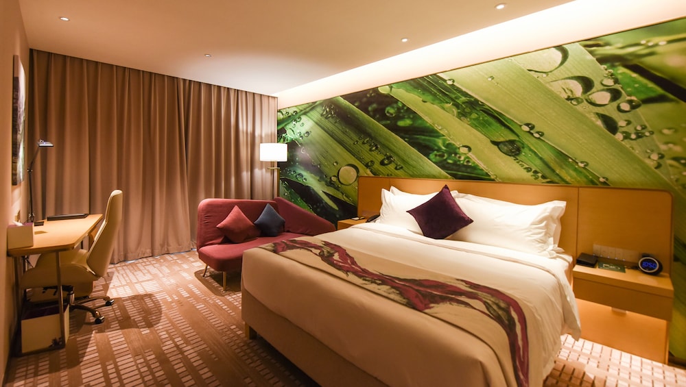Premier Room, 1 King Bed, Club Lounge Access