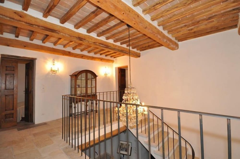 Panoramic Villa, 6 Bedrooms (Villa Cretole) photo 2