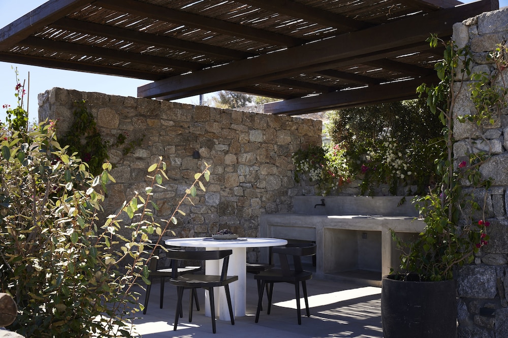 Kalesma Suite with Private Pool - Photo 4