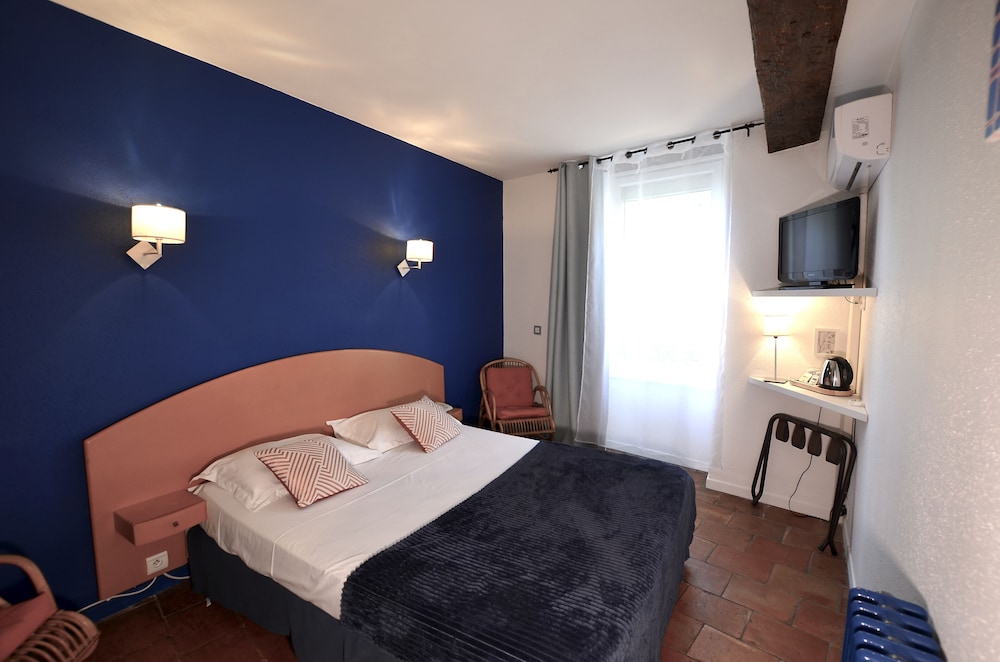 Standard Double Room, Multiple Beds, Air conditioning, Garden Area